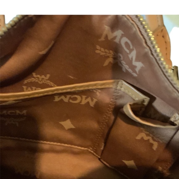 MCM Boston bag beautiful bag inside and out. Reposhing the item & never used it - Picture 6 of 16